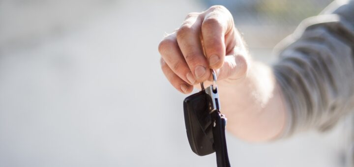 Find ejer af bil – Kan nummerplade afsløre bilens ejer?
